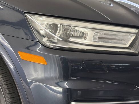 Used 2019 Audi Q5 2.0T Premium w/ Convenience Package image 10