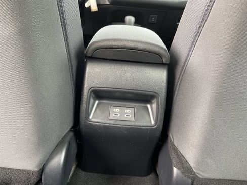 Used 2024 Toyota Corolla LE image 46