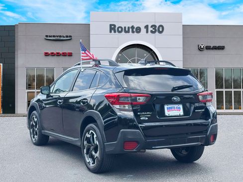 Used 2022 Subaru Crosstrek 2.5i Limited w/ Moonroof Package 2 AWD/4WD image 3