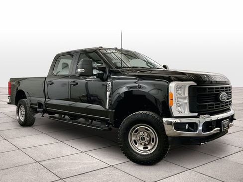 Certified 2023 Ford F250 XL w/ XL Off-Road Package AWD/4WD image 2