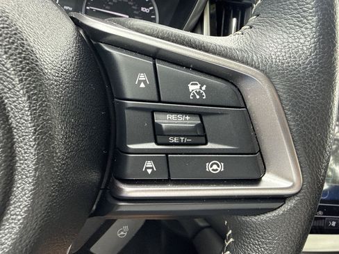 Used 2024 Subaru Outback Limited AWD/4WD image 25