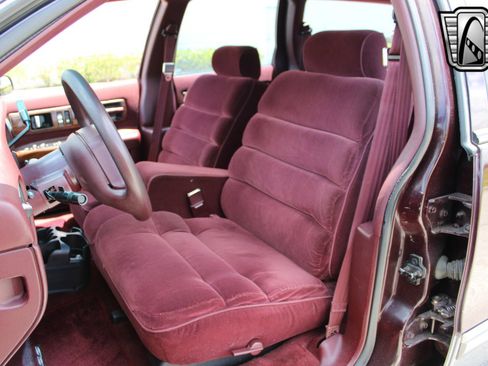 Used 1994 Chevrolet Caprice Classic image 24