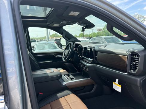 New 2026 Chevrolet Silverado 2500 High Country w/ Technology Package AWD/4WD image 12