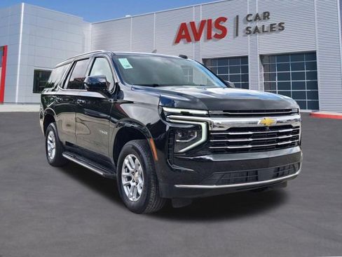 Used 2025 Chevrolet Tahoe LT AWD/4WD image 3