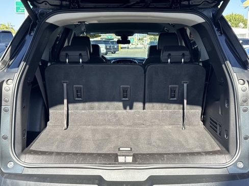 Used 2020 Chevrolet Traverse RS FWD image 32