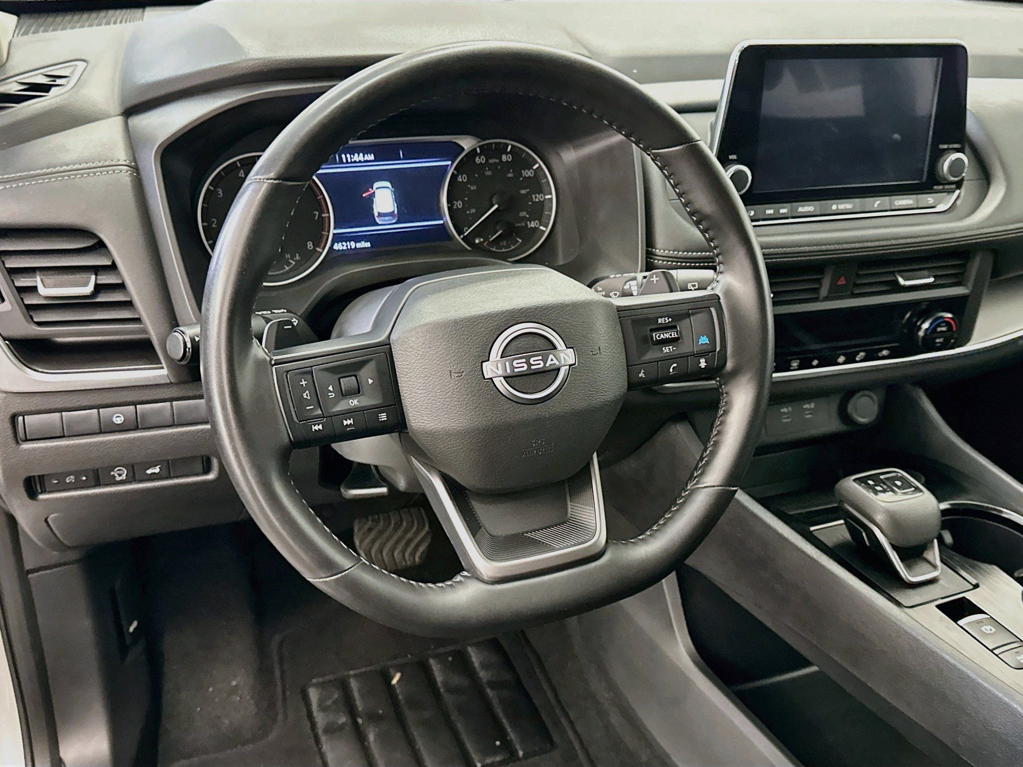 Used 2025 Nissan Rogue SV AWD/4WD image 18