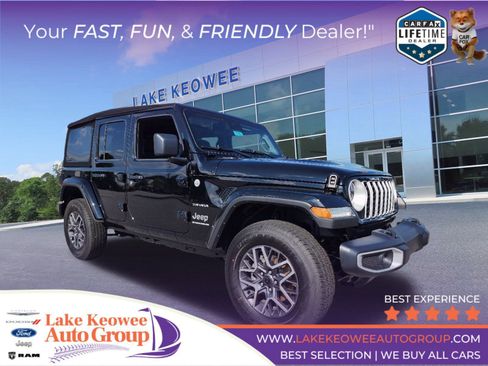 Used 2024 Jeep Wrangler Unlimited Sahara w/ Safety Group AWD/4WD image 1