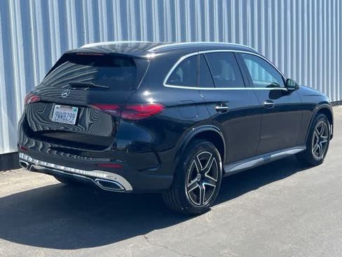 Used 2026 Mercedes-Benz GLC 300 image 6