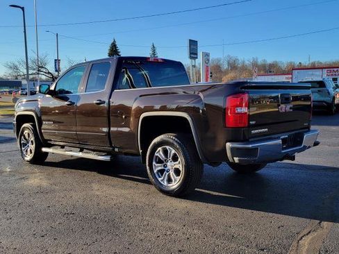 Used 2018 GMC Sierra 1500 SLE w/ SLE Value Package image 4
