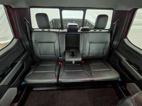 Used 2023 Ford F250 Lariat w/ Black Appearance Package image 21