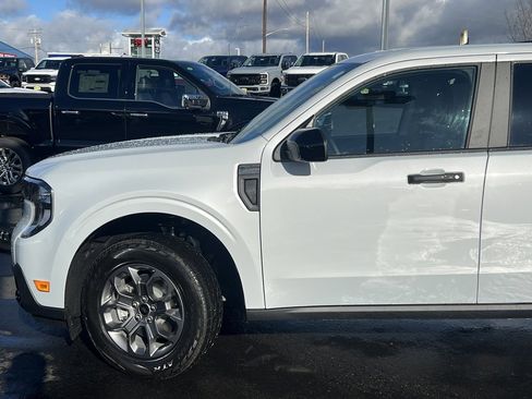 New 2026 Ford Maverick XLT w/ XLT Luxury Package image 9