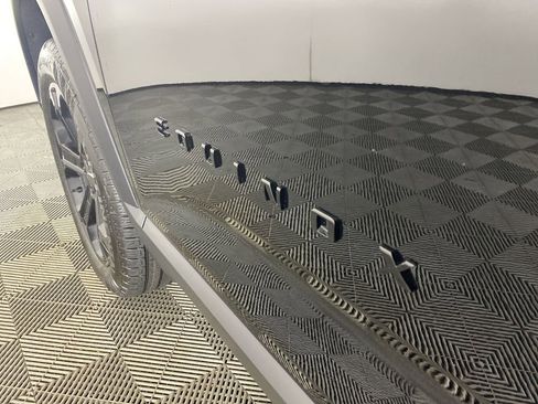 New 2026 Chevrolet Equinox LT w/ Convenience Package II image 31