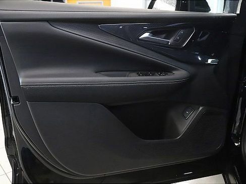 New 2025 Chevrolet Blazer EV LT image 13