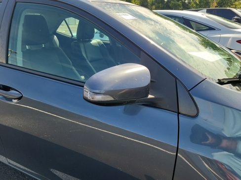 Used 2018 Toyota Corolla SE FWD image 8