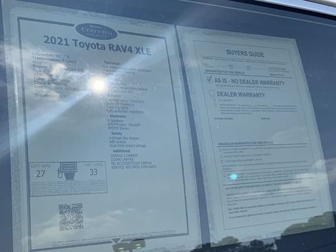 Used 2021 Toyota RAV4 XLE AWD/4WD image 35