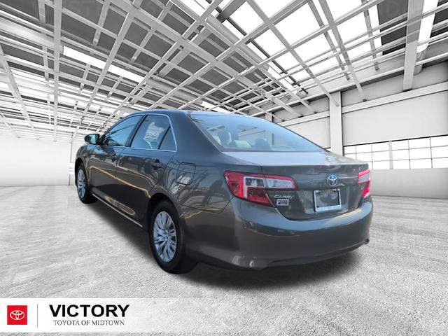 Used 2014 Toyota Camry LE FWD image 6