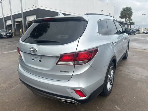 Used 2017 Hyundai Santa Fe SE w/ SE Ultimate Tech Package 03 image 5