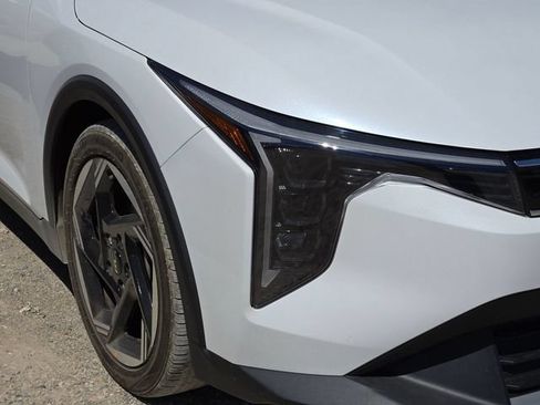 Certified 2025 Kia K4 EX FWD image 4