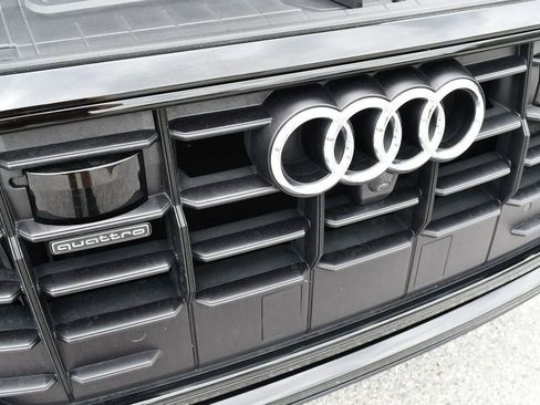 Used 2020 Audi Q8 Premium Plus w/ Premium Plus Package AWD/4WD image 80