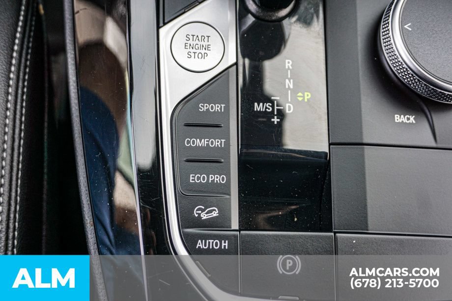 Used 2025 BMW X4 xDrive30i AWD/4WD image 43