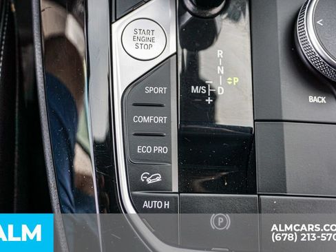 Used 2025 BMW X4 xDrive30i AWD/4WD image 43