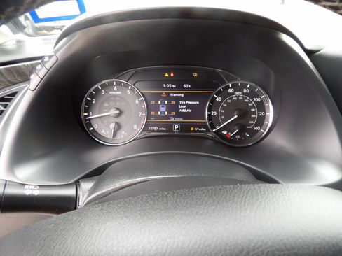 Used 2021 INFINITI QX80 Luxe image 22