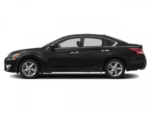 Used 2015 Nissan Altima 2.5 SV w/ Convenience Package image 6