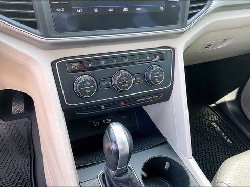 Used 2019 Volkswagen Atlas SE FWD image 33