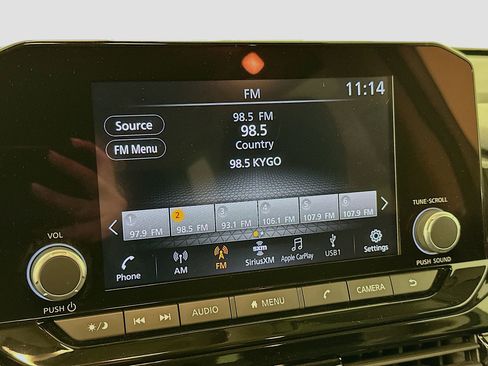 Used 2023 Nissan Pathfinder SV image 21