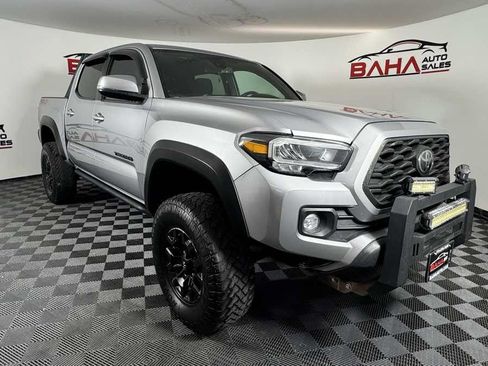Used 2021 Toyota Tacoma TRD Off-Road AWD/4WD image 9