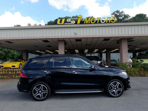 Used 2017 Mercedes-Benz GLE 400 4MATIC image 2