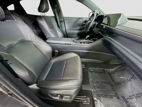 Certified 2024 Toyota Crown Platinum w/ Carpet Mat Package (TMS) image 28