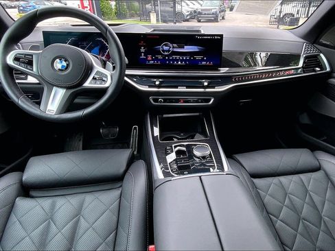 Used 2026 BMW X5 xDrive40i w/ M Sport Package AWD/4WD image 15