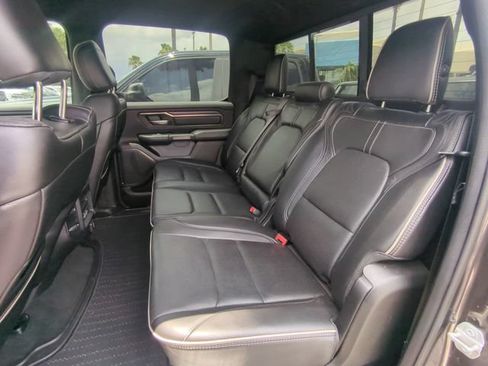 Used 2021 RAM 1500 Limited w/ Body Color Bumper Group AWD/4WD image 15