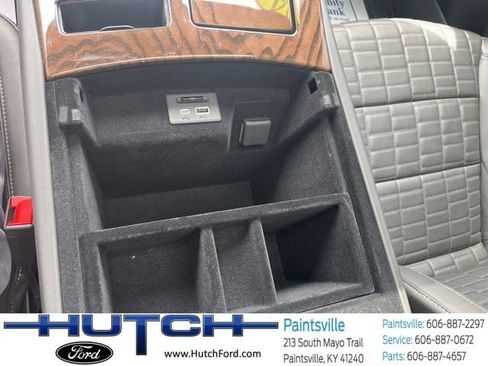 Used 2024 Cadillac Escalade Sport Platinum w/ LPO, ONYX Package AWD/4WD image 46