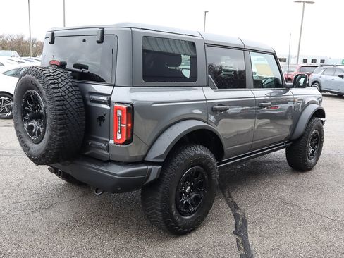 Used 2024 Ford Bronco Badlands image 4