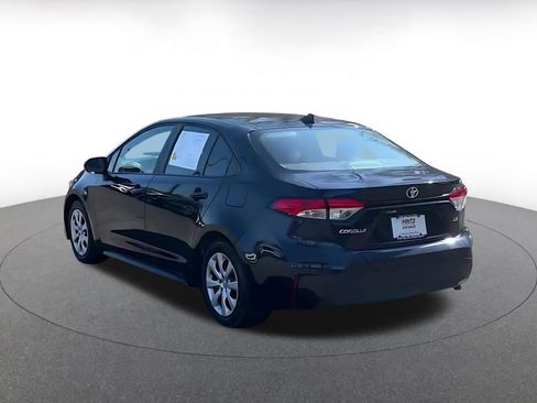 Used 2025 Toyota Corolla LE image 11