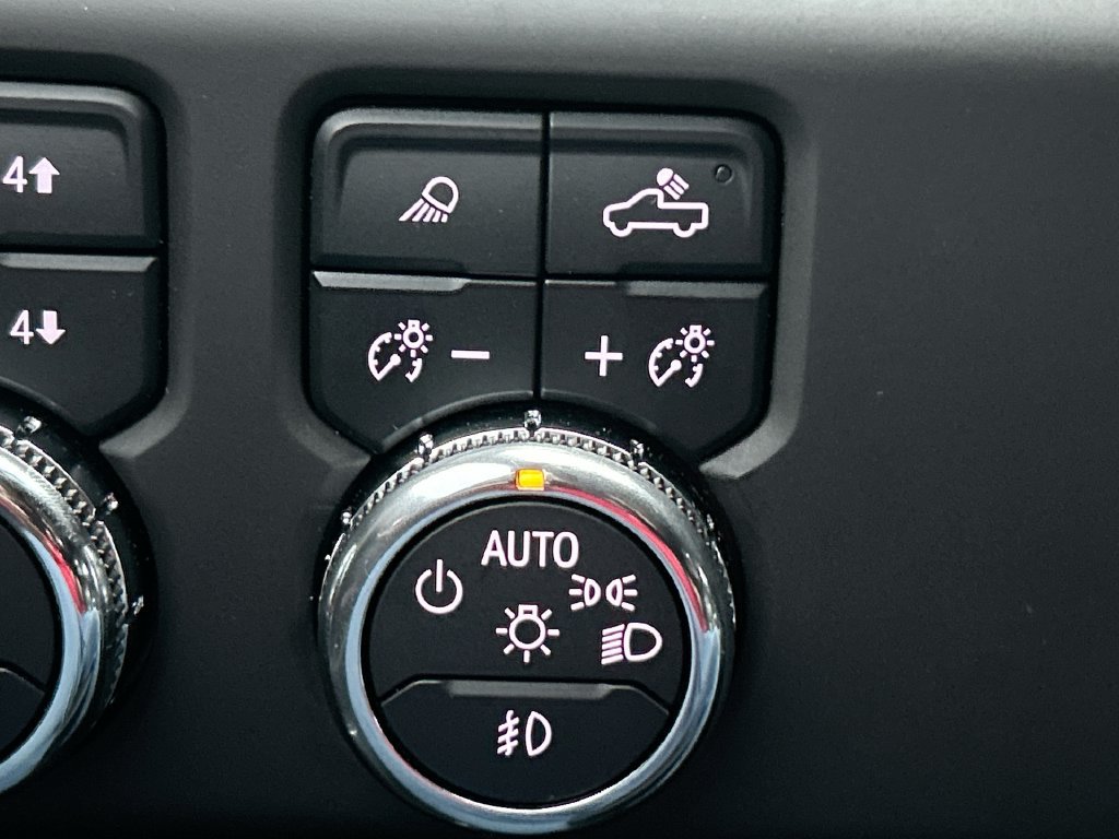 Used 2025 GMC Sierra 1500 Denali w/ Denali Reserve Package AWD/4WD image 20
