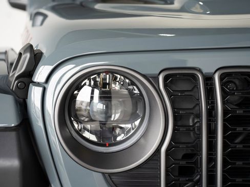 Used 2024 Jeep Wrangler Rubicon image 79