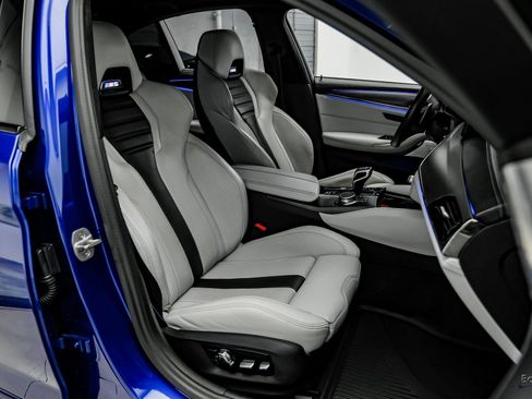 Used 2023 BMW M5 w/ Competition Package image 47