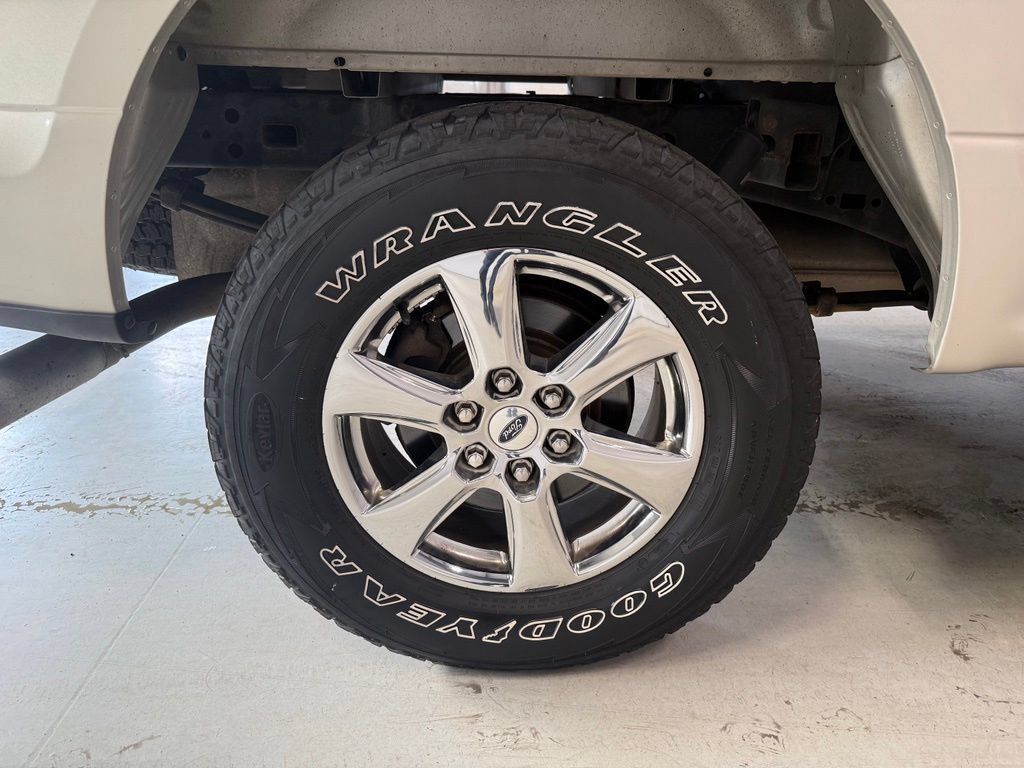 Used 2018 Ford F150 XLT w/ Equipment Group 302A Luxury AWD/4WD image 33