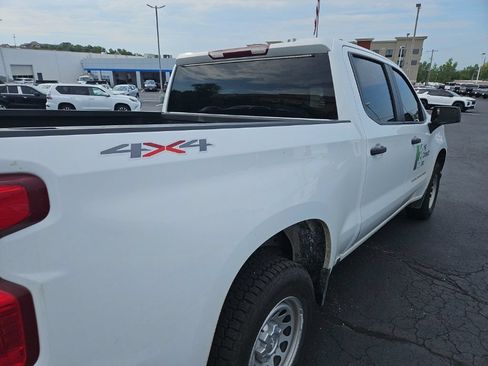 Used 2022 Chevrolet Silverado 1500 W/T w/ WT Value Package AWD/4WD image 7