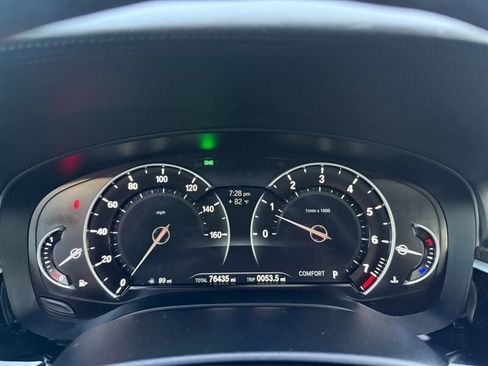 Used 2018 BMW 540i RWD image 40