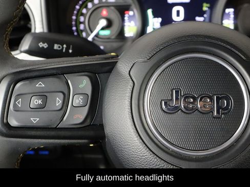 Used 2024 Jeep Wrangler Unlimited AWD/4WD image 8