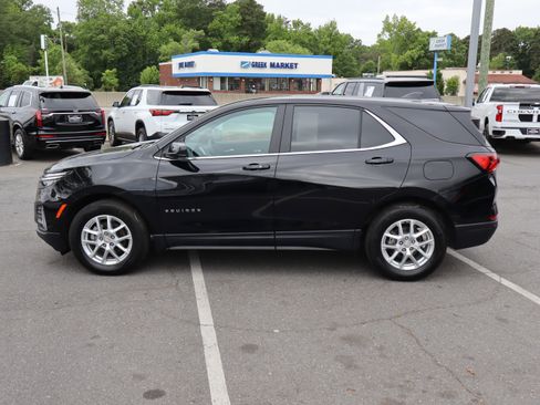 Used 2024 Chevrolet Equinox LT w/ LPO, Floor Liner Package FWD image 7