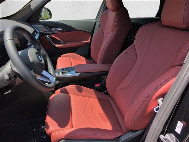 Used 2026 BMW X1 xDrive28i w/ Convenience Package AWD/4WD image 4