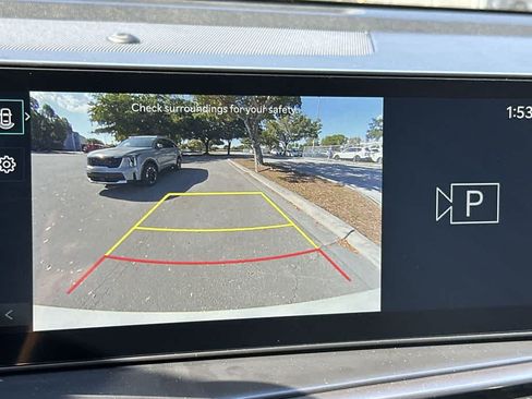 Certified 2026 Kia Sorento LX FWD image 19