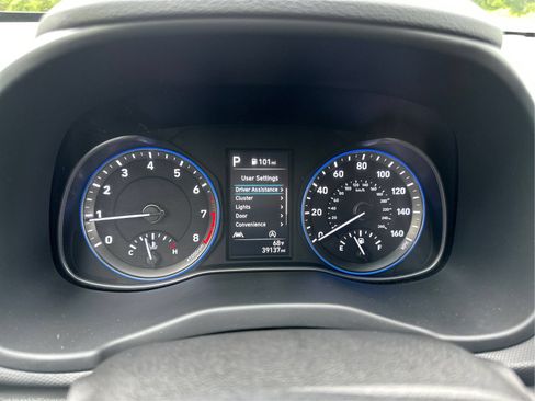 Certified 2022 Hyundai Kona SEL AWD/4WD image 17