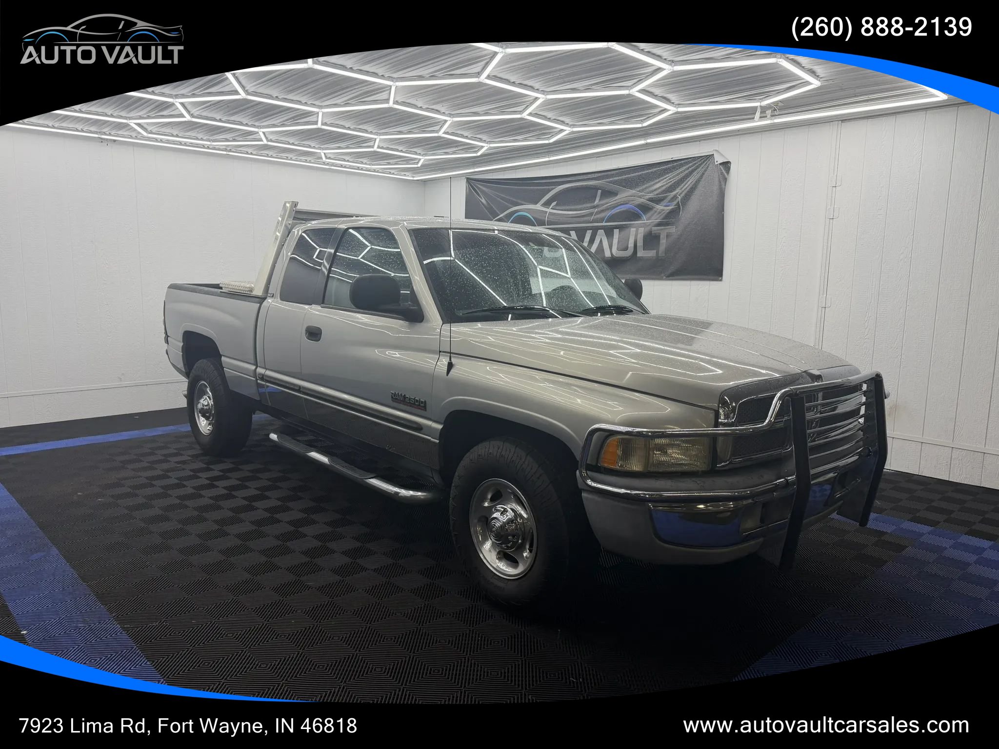 Used 2000 Dodge Ram 2500 Truck 2WD Quad Cab image 1