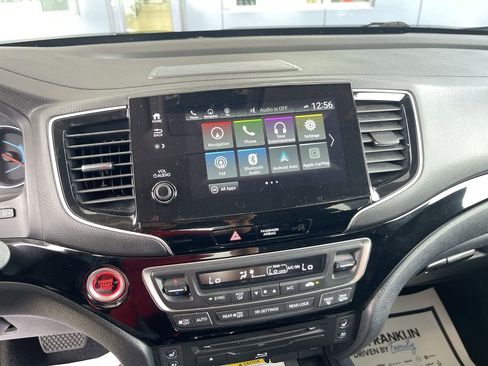 Used 2022 Honda Pilot Elite image 16